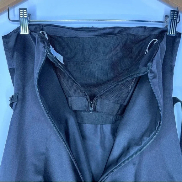 Vera Wang Black Silk Strapless Pocket Dress with Rhinestone Belt Size 4 - Picture 8 of 14